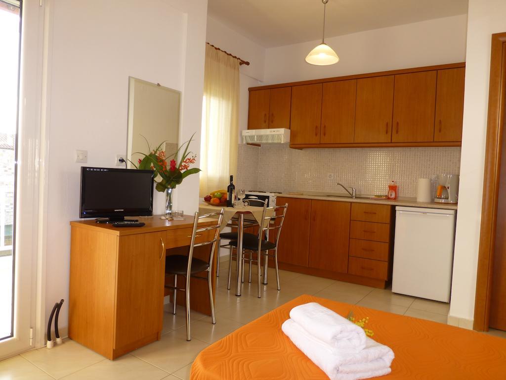Pavloudis Apartments Psakoudia Chambre photo