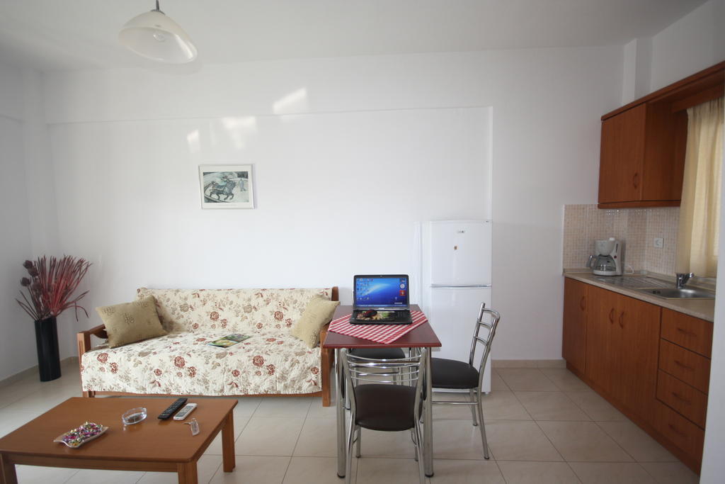 Pavloudis Apartments Psakoudia Chambre photo